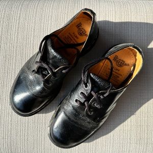 DR Martens Oxford shoes